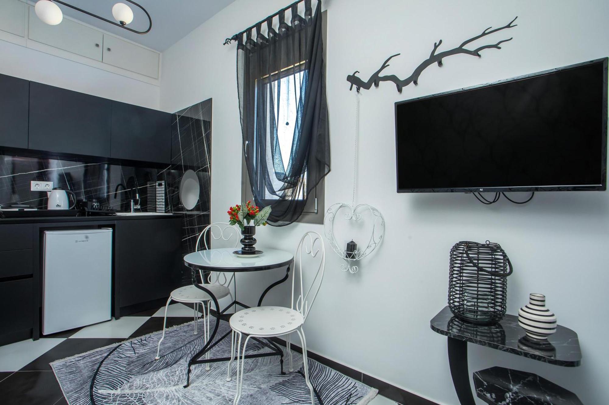 Olympian Muses Apartment *